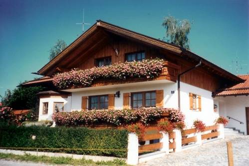 Ferienwohnung Haus Zahn, Bayern, Chiemgau, Pfaffenbichl